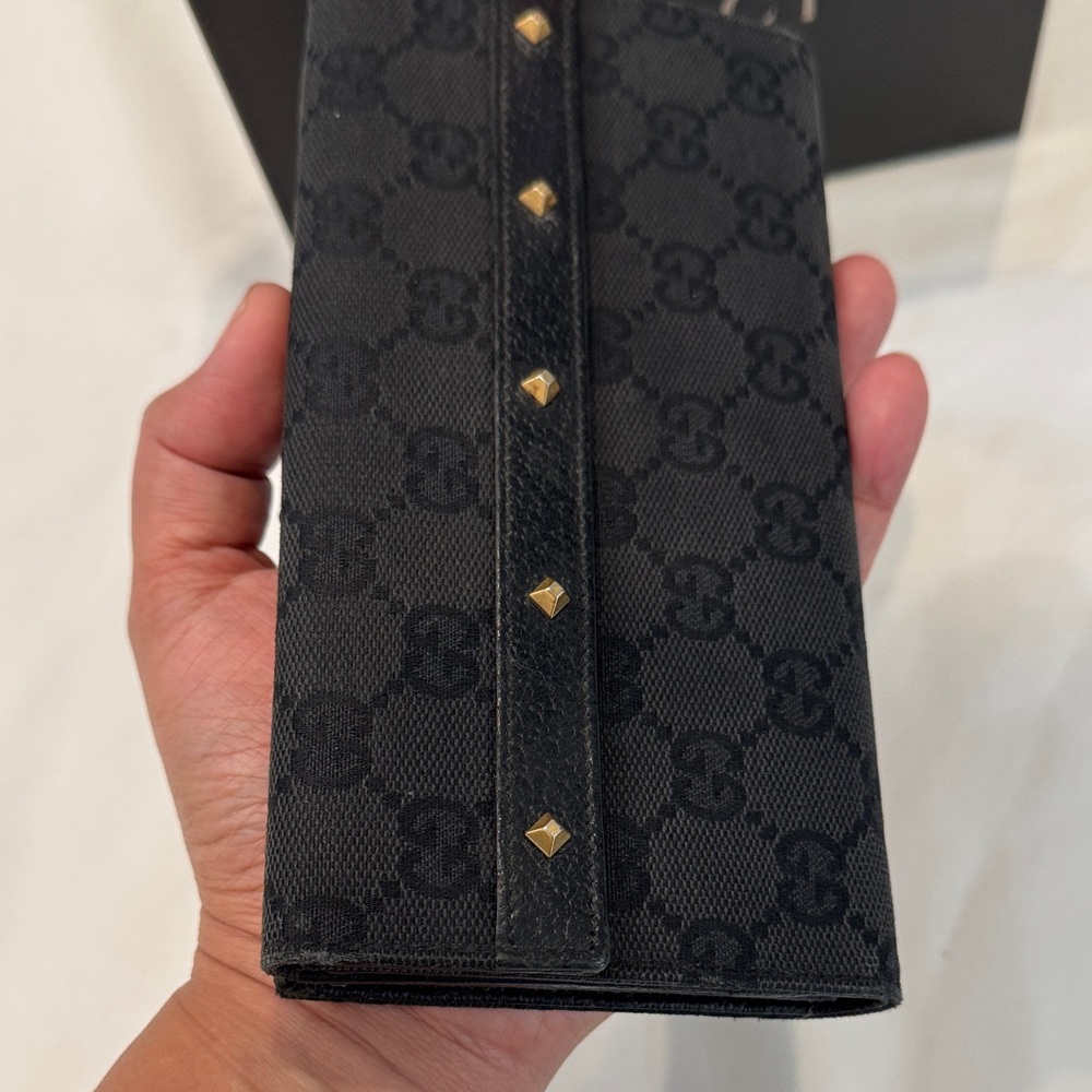 Authentic Gucci Black Studded Women's Wallet - Picture 3 of 10